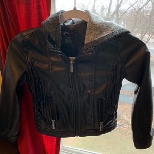 Girls as 5-6 hooded jacket